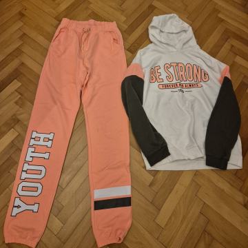 Dječja trenirka  gornji i donji dio vel 158/164