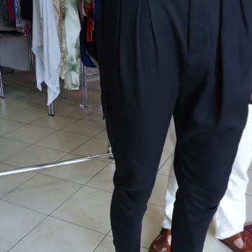 Fracomina hlače velična 38 crne