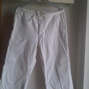 H&M bijele pamučne ljetne hlače 3/4 v. S/M