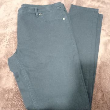 h&m crne hlače VL.44