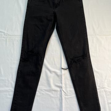 HM ripped jeans vl. 40 /TOTALNA ČISTKA