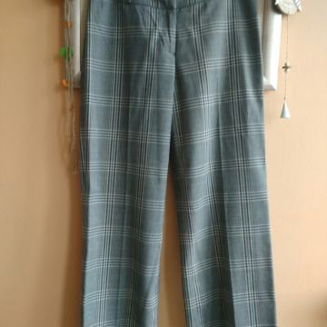 H&M ženske poslovne hlače br. 38, NOVO