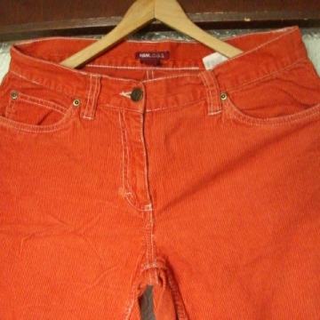 H&M - ŽENSKE TOPLE SAMTANE HLAČE 38 M