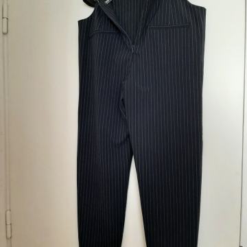 Nove hlače BERSHKA.