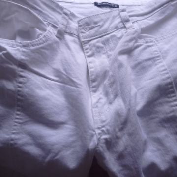 HLAČE - Bijele br 42-44-Janina-Novo