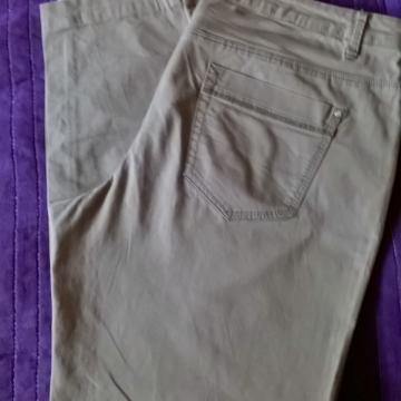 HLAČE BOJE PIJESKA "C&A" - VEL.44