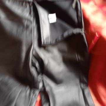 HLAČE - br.36-38-GAS-EKO KOŽA-Slim fit