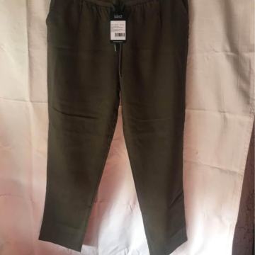 Hlace Europa 92,zelene i crne ,cijena po komadu 20eu