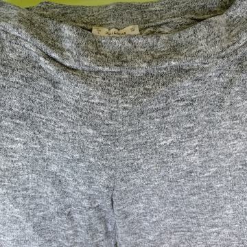 HLAČE-TRENIRKA vel L-PULL&BEAR