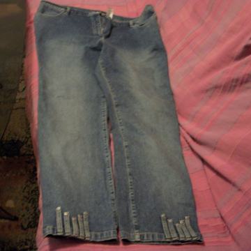 Hlače ženske 2x- br.54- NOVE+Majice vel.52-54