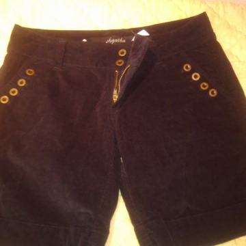 NOVE ŽENSKE KRATKE HLAČE 42 M SMEĐE SAMTERICE HLAČICE SAMT