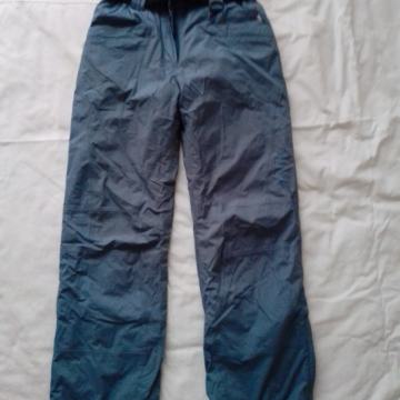 Kvalitetne ženske ski hlače, podstavljene, br. 36