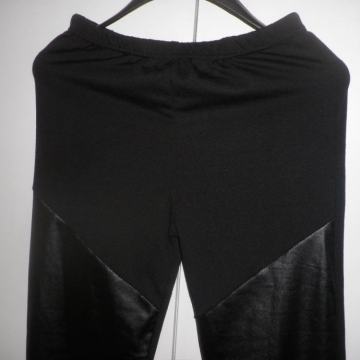 LAGANE ŽENSKE TAJICE / HLAČE 32 - 34 XS