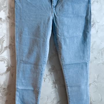 Levi’s - 721 high rise skinny - 30