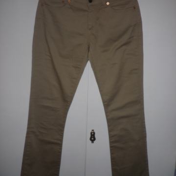 LEVIS - ŽENSKE HLAČE TRAPERICE 36 / 38 S