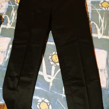 MANGO hlače, nove, 42 broj