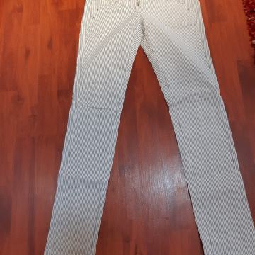 MANGO PRUGASTE PAMUCNE SKINNY HLACE 34