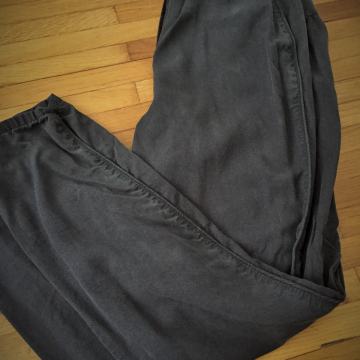 Mango tamno sive hlače rastezljivi struk XS