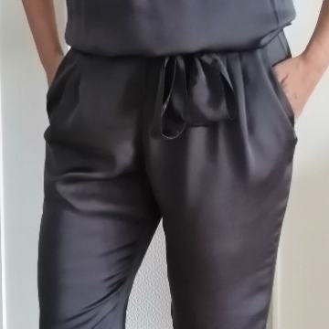 Kombinezon boje petroleja