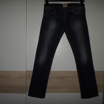 MUSTANG odlične traperice vel.28 - 29