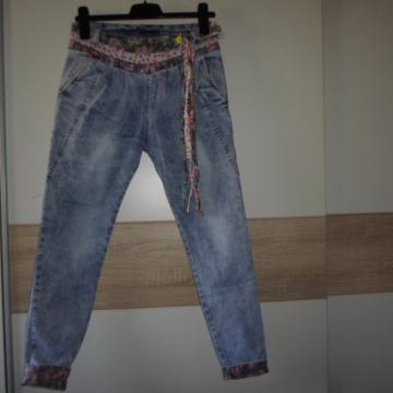 Otkačene traperice vel.27