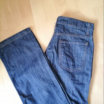 Potpuno nove ženske traperice 38