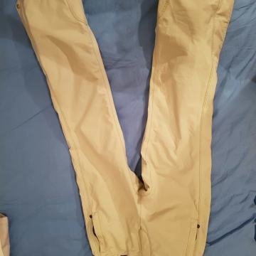 Povoljno prodajem nove ženske ski hlače. Veličina 38