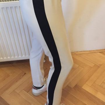 Prekrasne MANGO Suit hlače, S