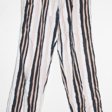Prugaste hlače