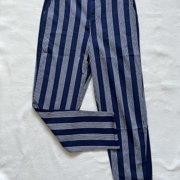 Pull & Bear hlače vl.M