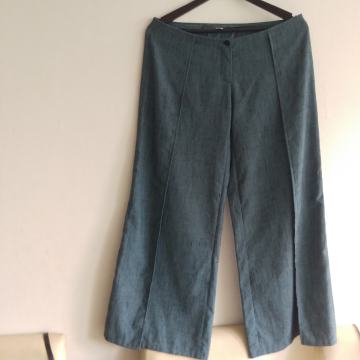 Široke vintage plave hlače br. 40 kao traperice