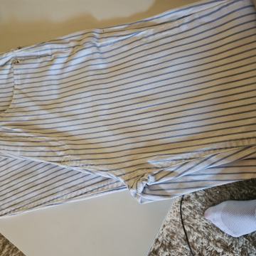 Stradivarius keper hlače S