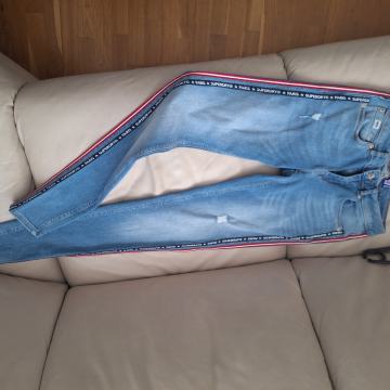 Superdry skinny W27 L32