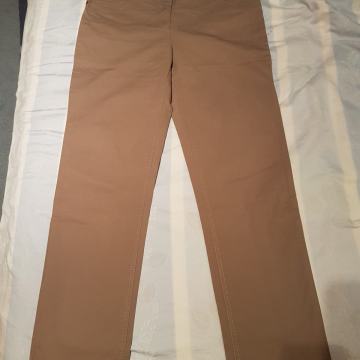 Svijetlosmeđe hlače