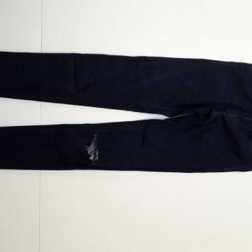 Tamno plave skinny traperice 34