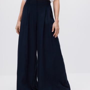 Reserved tamnoplave hlače širokih nogavica