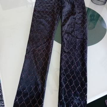 PLIŠANE HLAČE NA GUMU VEL.S - NOVO