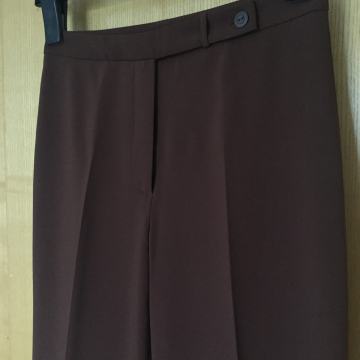 Nove Xenia Design hlače, vel. S/36