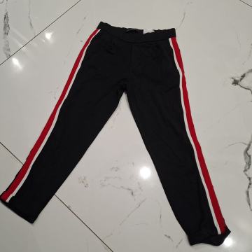 Zara nove hlace vel s