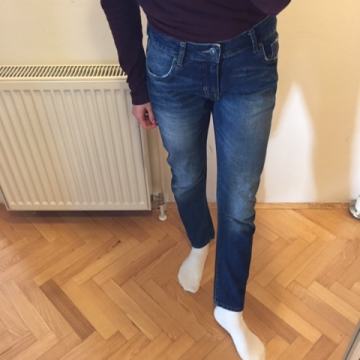 Nove Zara relaxed fit traperice, XS