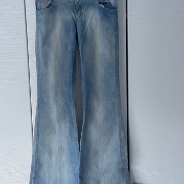 zara traperice 38 vel.