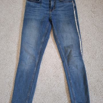 Zara traperice vel.36