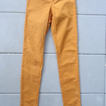 Žemske hlače Esprit vel. 34