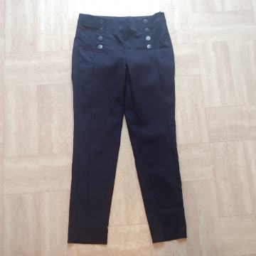 Ženska hlače Stradivarius, vel. 36