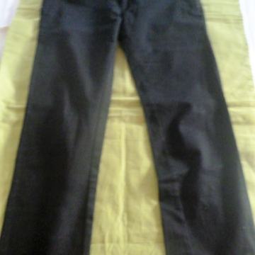 Ženske crne hlače SKL broj 31