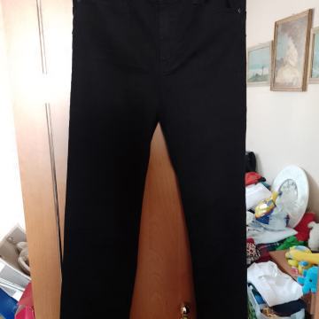 Zenske hlače ljetne. Broj 38