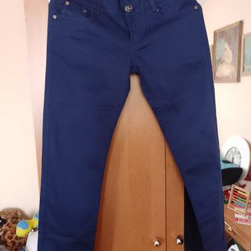 Zenske hlače ljetne. C&Z JEANS. Broj 36