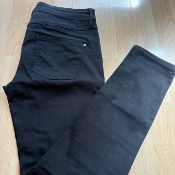 Zenske hlace  orsay vel.38