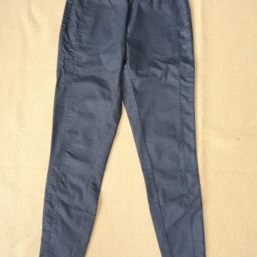 Ženske hlače Reserved vel. 36