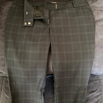 Ženske hlače Review, L